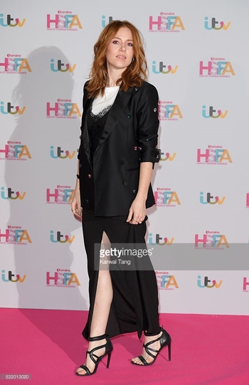 Angela Scanlon