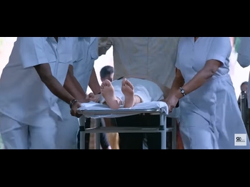  alt="Krithi Shetty"