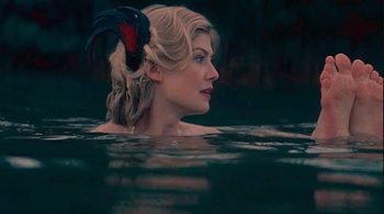 Rosamund Pike