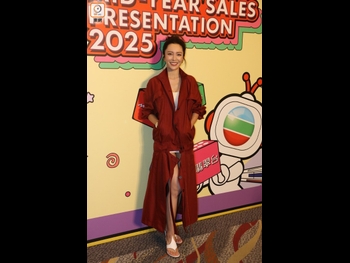  alt="Kelly Cheung"