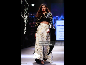  alt="Athiya Shetty"