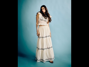  alt="Athiya Shetty"