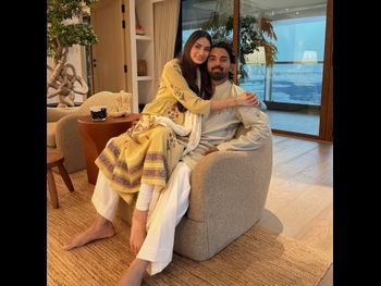  alt="Athiya Shetty"