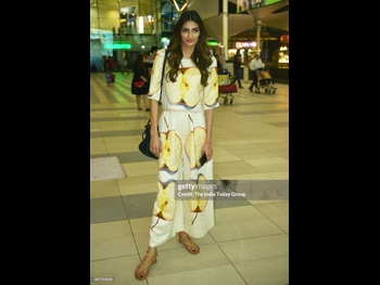  alt="Athiya Shetty"