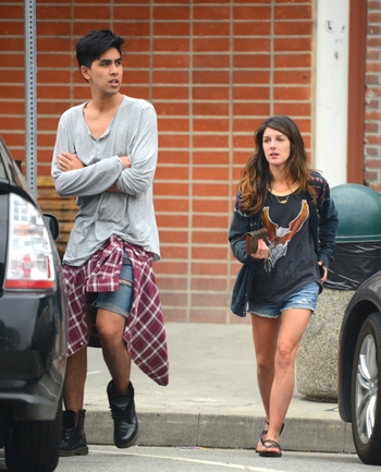 Shenae Grimes-Beech