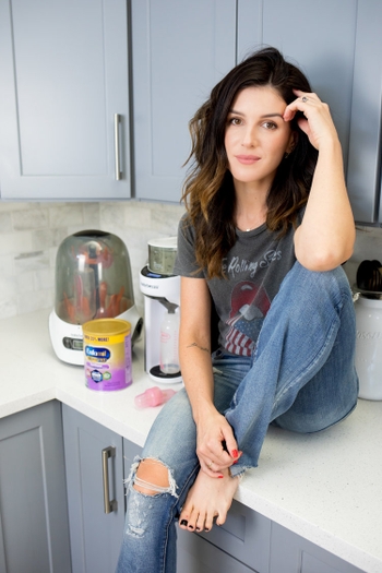 Shenae Grimes-Beech