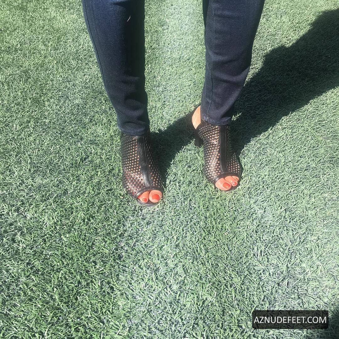 TRACY WOLFSON Feet - AZNudeFeet