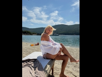  alt="Yanina Studilina"