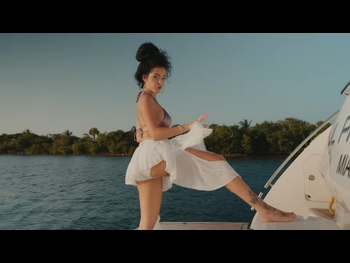  alt="Malu Trevejo"