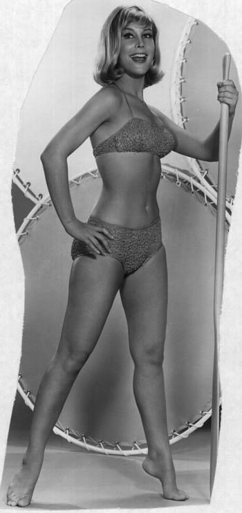 Barbara Eden (I)