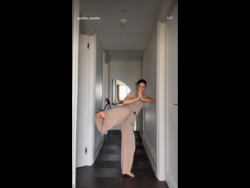  alt="Anna Shurochkina"