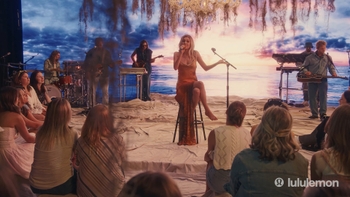 Kelsea Ballerini