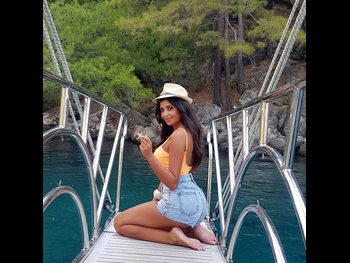  alt="Dolly Ayash"