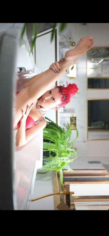 Hande Yener