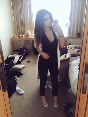 Chrissy Costanza