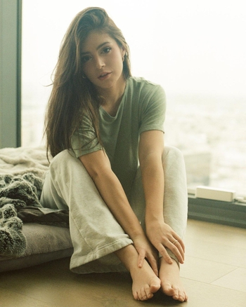 Chrissy Costanza