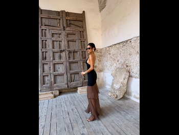  alt="Shay Mitchell"
