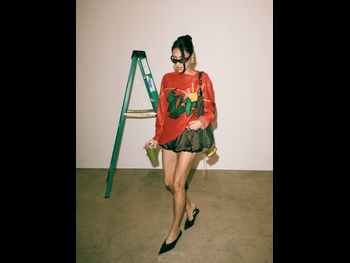  alt="Shay Mitchell"