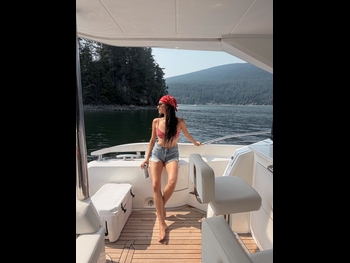  alt="Shay Mitchell"