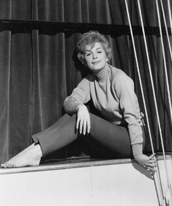 Stella Stevens (I)