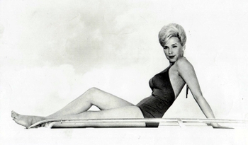 Stella Stevens (I)