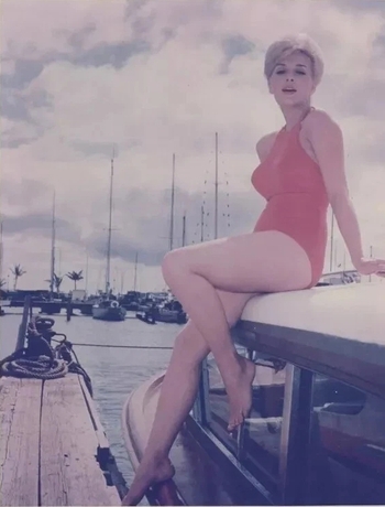 Stella Stevens (I)