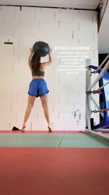 Lynn Van den Broeck