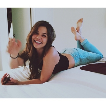 Danielle Campbell (III)