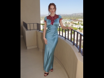  alt="Joey King"