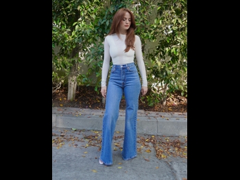  alt="Joey King"