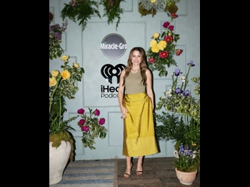 alt="Sophia Bush"
