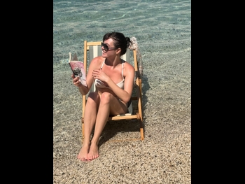  alt="Melis Sezen"