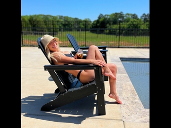  alt="Natalie Decker"