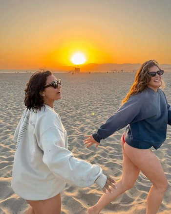 Jordan Claire Robbins