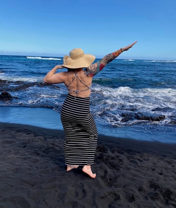 Allysin Kay