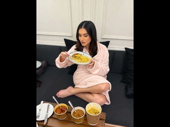  alt="Tara Sutaria"