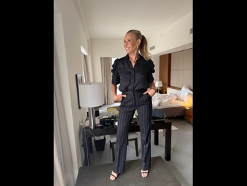  alt="Chelsea Handler"