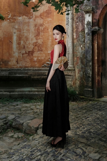 Yun Lin
