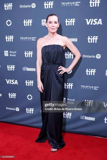 Embeth Davidtz