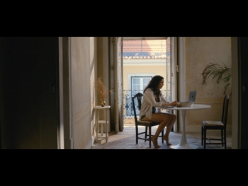  alt="Margaret Qualley"