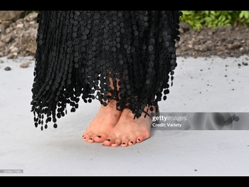  alt="Margaret Qualley"
