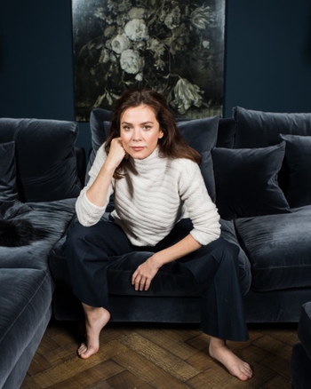 Anna Friel