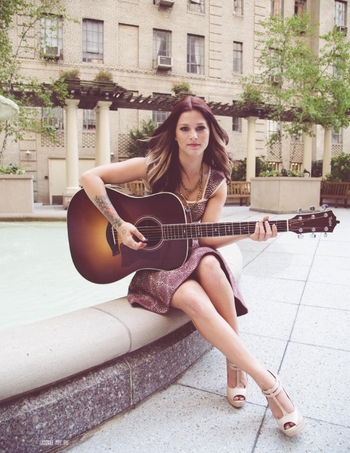 Cassadee Pope