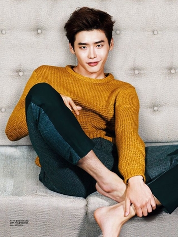 Jong-Suk Lee