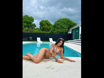  alt="Elayna Black"