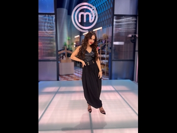  alt="Claudia Lizaldi"