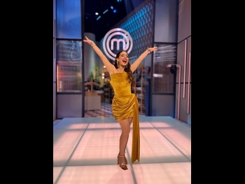  alt="Claudia Lizaldi"