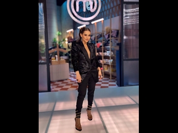  alt="Claudia Lizaldi"