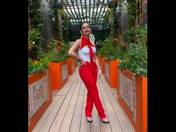  alt="Claudia Lizaldi"