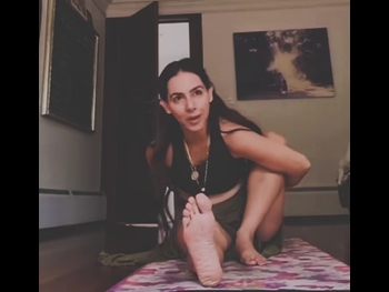  alt="Claudia Lizaldi"